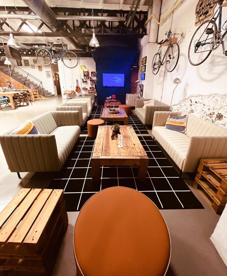 Хостел Bed & Bike Барселона Екстер'єр фото